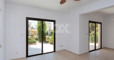 For sale: Three bedroom luxury detached villa with seperate title deed in Aphrodite Hills