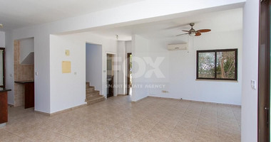For sale: Three bedroom luxury detached villa with seperate title deed in Aphrodite Hills