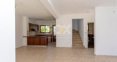For sale: Three bedroom luxury detached villa with seperate title deed in Aphrodite Hills