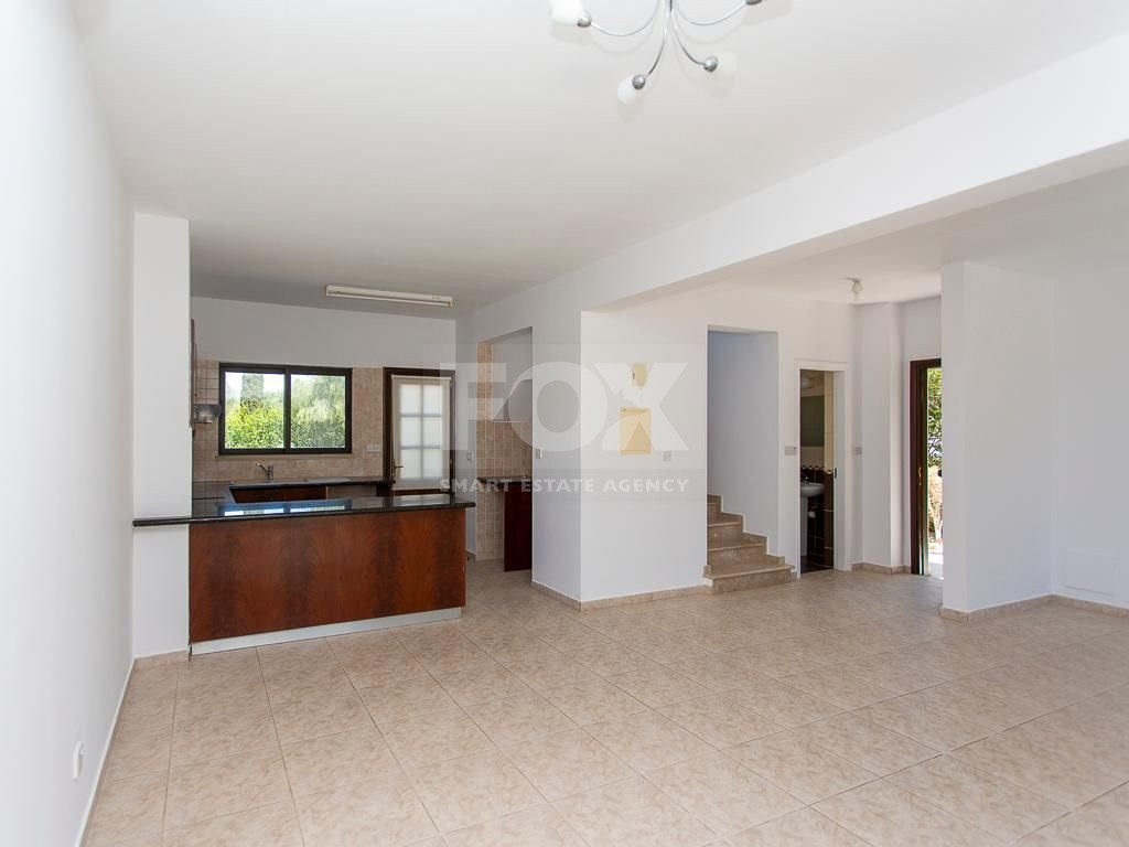 For sale: Three bedroom luxury detached villa with seperate title deed in Aphrodite Hills