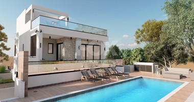 An exceptional Four bedroom villa in Chloraka area, for sale in Paphos