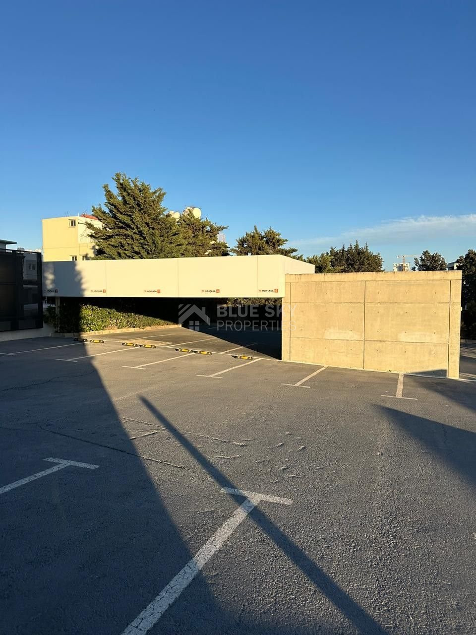 FOR RENT LUXURY OFFICES WITH ROOF TERRACES IN PRIME BUSINESS LOCATION