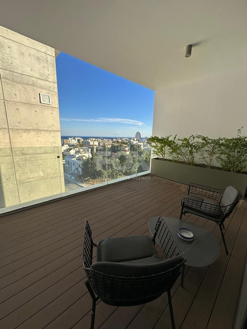 FOR RENT LUXURY OFFICES WITH ROOF TERRACES IN PRIME BUSINESS LOCATION