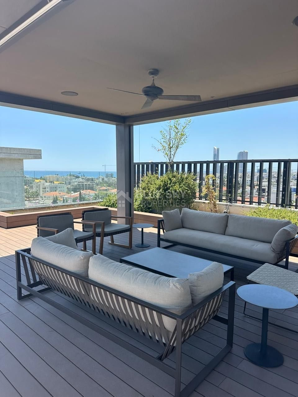 FOR RENT LUXURY OFFICES WITH ROOF TERRACES IN PRIME BUSINESS LOCATION