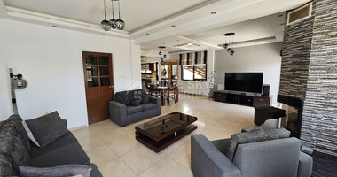 Partially Renovated-Three Bedroom Furnished Semi Detached House For Rent in Agios Spyridonas