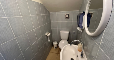 Medical or Educational centre/Office for rent  in Kato Polemidia