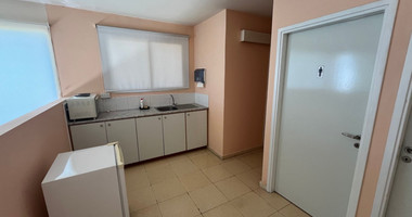 Medical or Educational centre/Office for rent  in Kato Polemidia