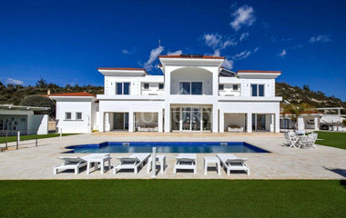 For sale : Breathtaking four-Bedroom Mansion with Panoramic Sea Views | Pegeia, Paphos