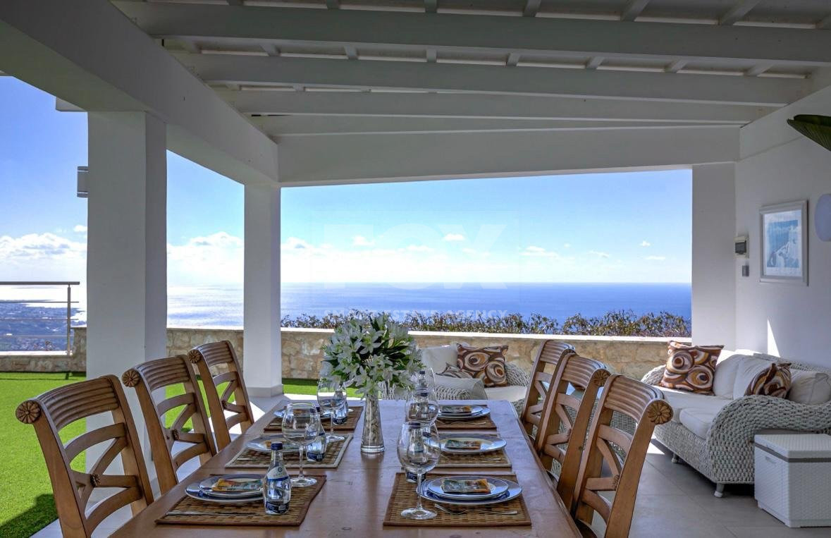 For sale : Breathtaking four-Bedroom Mansion with Panoramic Sea Views | Pegeia, Paphos