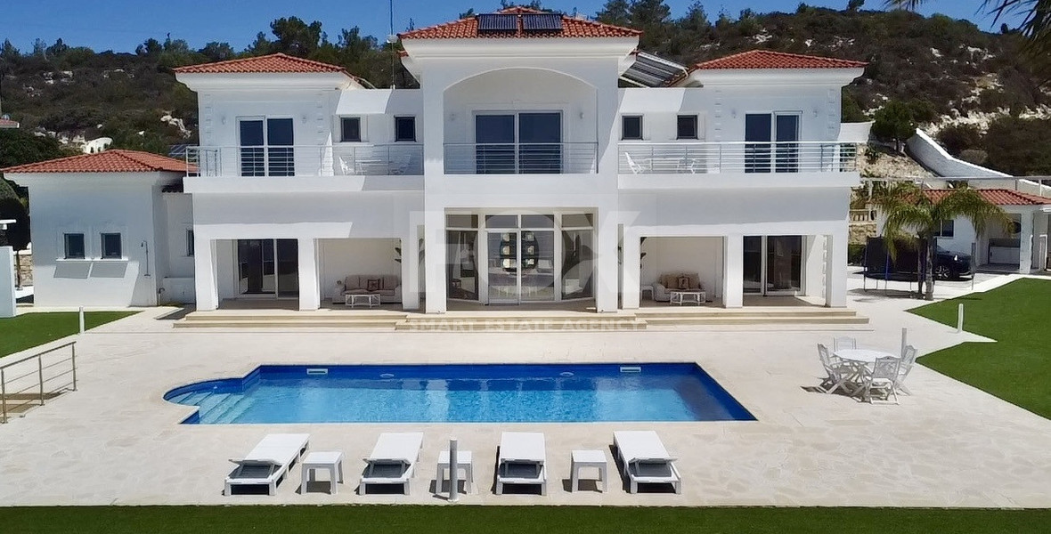 For sale : Breathtaking four-Bedroom Mansion with Panoramic Sea Views | Pegeia, Paphos
