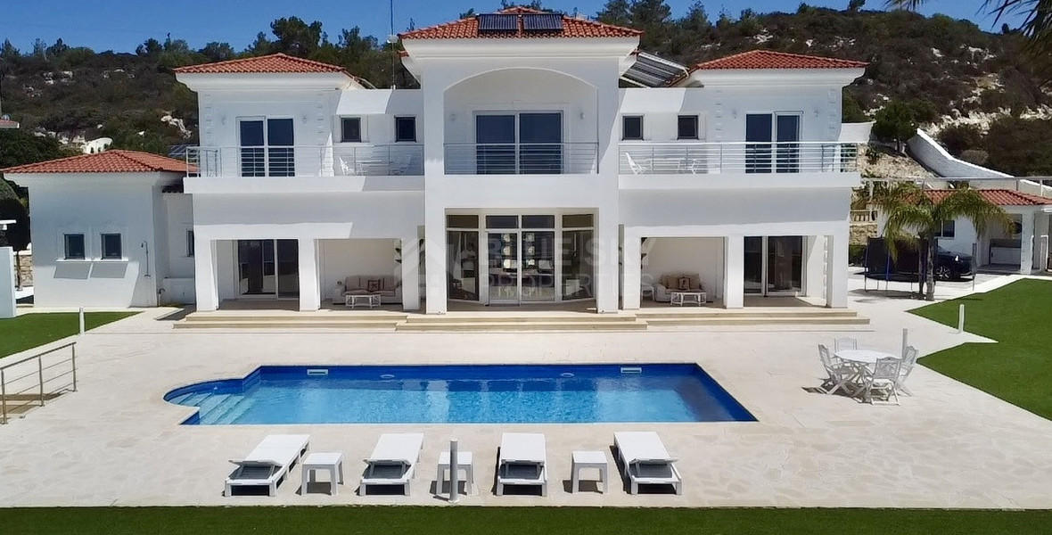 For sale : Breathtaking four-Bedroom Mansion with Panoramic Sea Views | Pegeia, Paphos