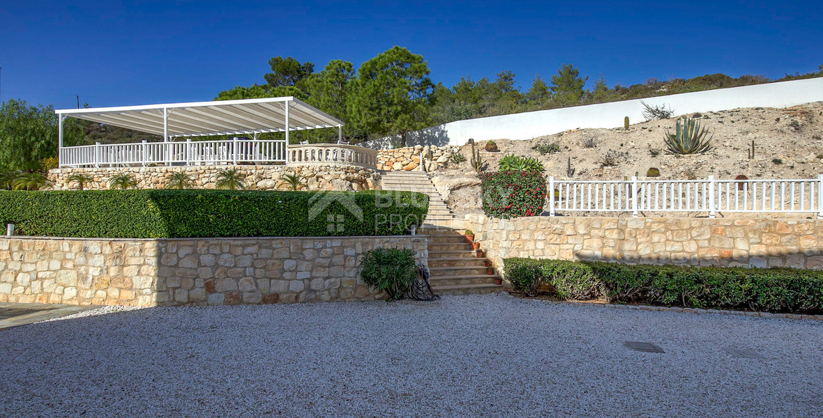 For sale : Breathtaking four-Bedroom Mansion with Panoramic Sea Views | Pegeia, Paphos