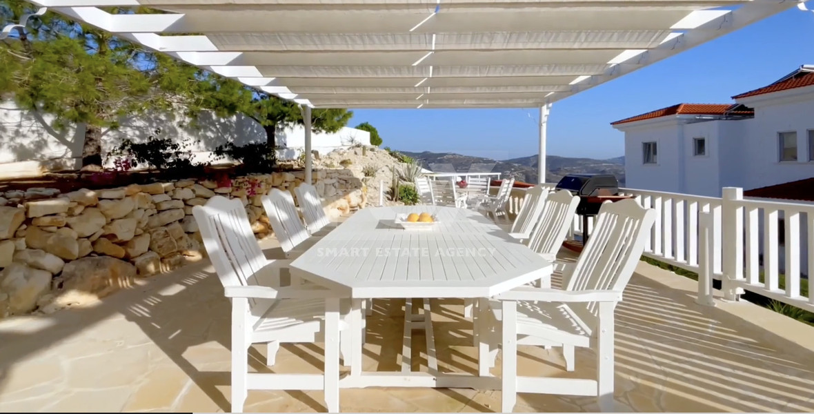 For sale : Breathtaking four-Bedroom Mansion with Panoramic Sea Views | Pegeia, Paphos