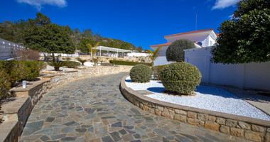 For sale : Breathtaking four-Bedroom Mansion with Panoramic Sea Views | Pegeia, Paphos