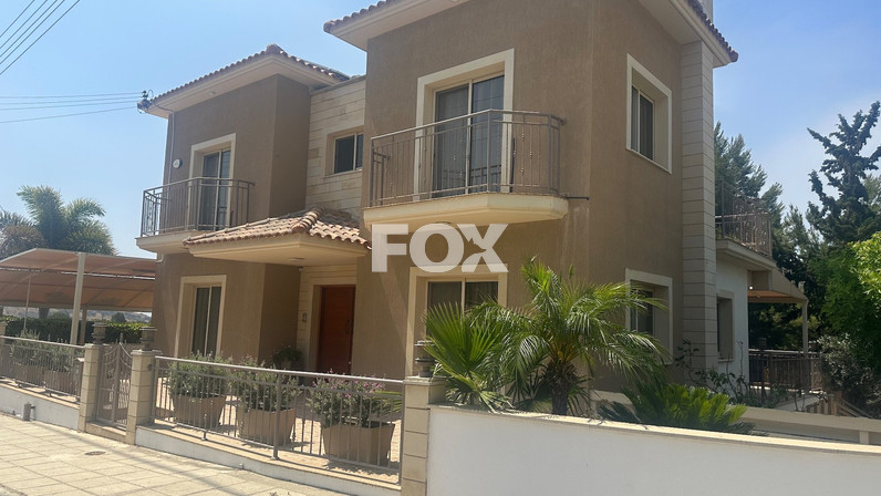 Commercial properties 500 m² for rent in Agios Tychon, Limassol, Cyprus