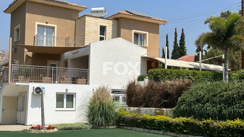 Commercial properties 500 m² for rent in Agios Tychon, Limassol, Cyprus