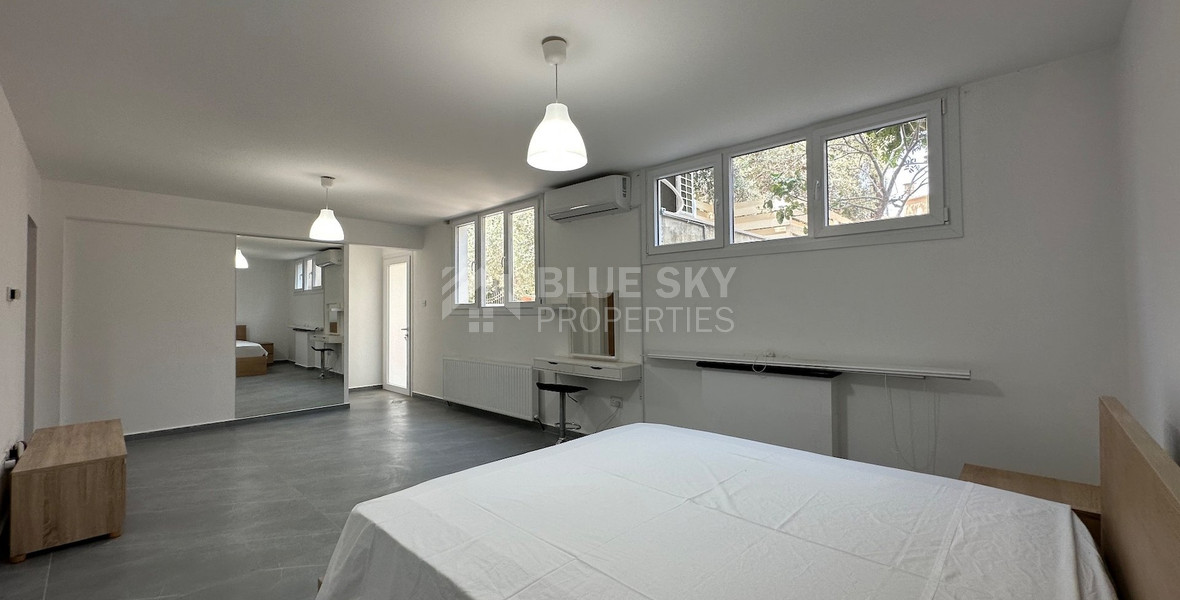 FOR RENT FURNISHED FIVE BEDROOM VILLA  WITH SWIMMING POOL IN AGIOS TYCHONAS - SEPARATE GUEST HOUSE AND SEPARATE MAIDS QUARTER