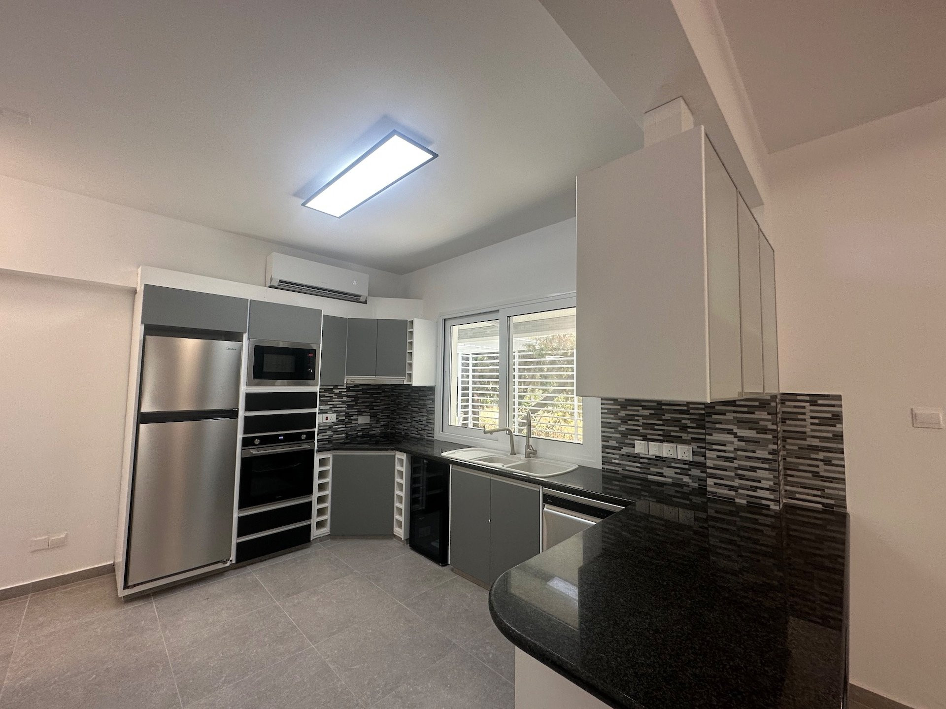 Квартира 5 спален 400 м² в Гермасойе, Кипр