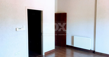 RENT: 5 bedroom Villa unfurnished in Pareklissia with large gardens and swimming pool.
