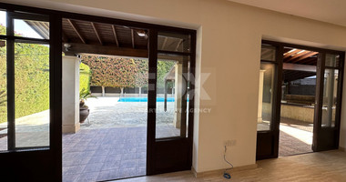 RENT: STUNNING 5 BEDROOM VILLA ON LARGE PLOT WITH SWIMMING POOL - LARGE GARDEN- EXTRA SEPARATE  APARTMENT - CENTRAL LIMASSOL