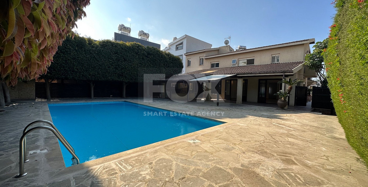 RENT: STUNNING 5 BEDROOM VILLA ON LARGE PLOT WITH SWIMMING POOL - LARGE GARDEN- EXTRA SEPARATE  APARTMENT - CENTRAL LIMASSOL