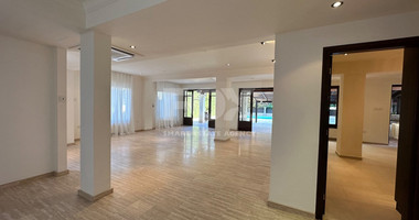 RENT: STUNNING 5 BEDROOM VILLA ON LARGE PLOT WITH SWIMMING POOL - LARGE GARDEN- EXTRA SEPARATE  APARTMENT - CENTRAL LIMASSOL