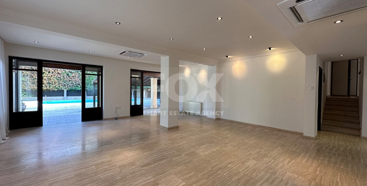 RENT: STUNNING 5 BEDROOM VILLA ON LARGE PLOT WITH SWIMMING POOL - LARGE GARDEN- EXTRA SEPARATE  APARTMENT - CENTRAL LIMASSOL