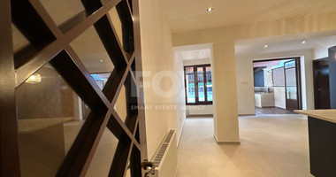 RENT: STUNNING 5 BEDROOM VILLA ON LARGE PLOT WITH SWIMMING POOL - LARGE GARDEN- EXTRA SEPARATE  APARTMENT - CENTRAL LIMASSOL