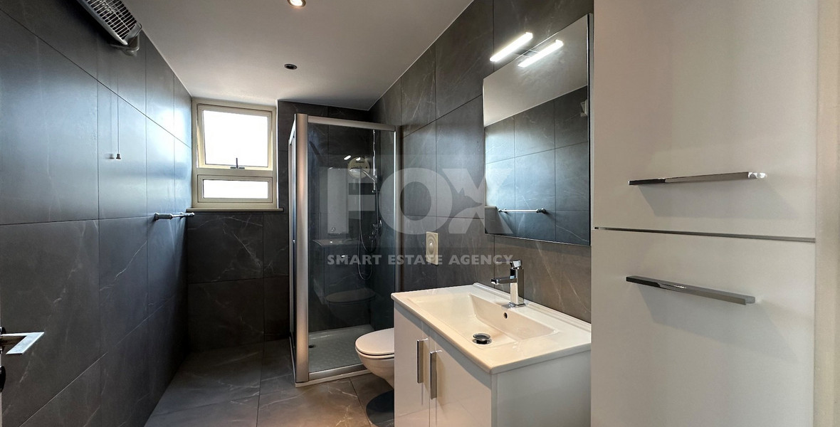 RENT: STUNNING 5 BEDROOM VILLA ON LARGE PLOT WITH SWIMMING POOL - LARGE GARDEN- EXTRA SEPARATE  APARTMENT - CENTRAL LIMASSOL