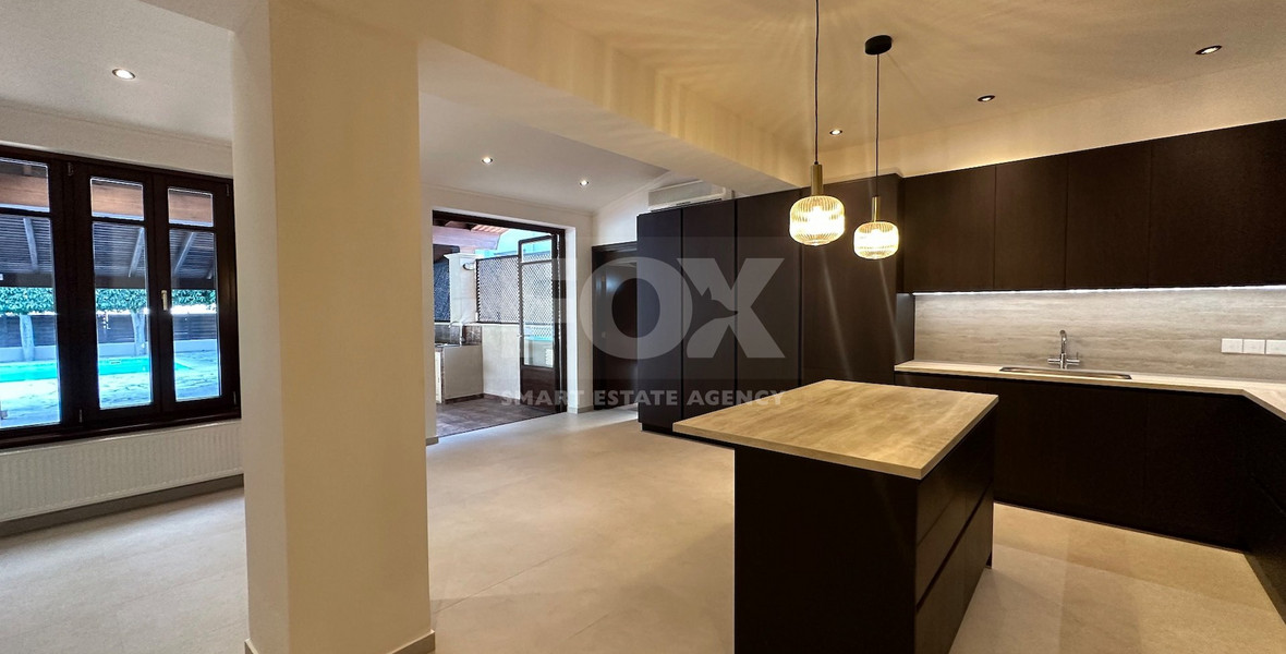 RENT: STUNNING 5 BEDROOM VILLA ON LARGE PLOT WITH SWIMMING POOL - LARGE GARDEN- EXTRA SEPARATE  APARTMENT - CENTRAL LIMASSOL
