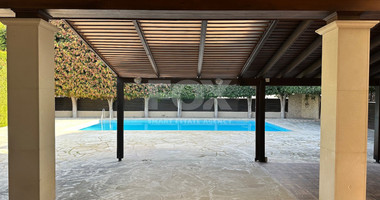 RENT: STUNNING 5 BEDROOM VILLA ON LARGE PLOT WITH SWIMMING POOL - LARGE GARDEN- EXTRA SEPARATE  APARTMENT - CENTRAL LIMASSOL