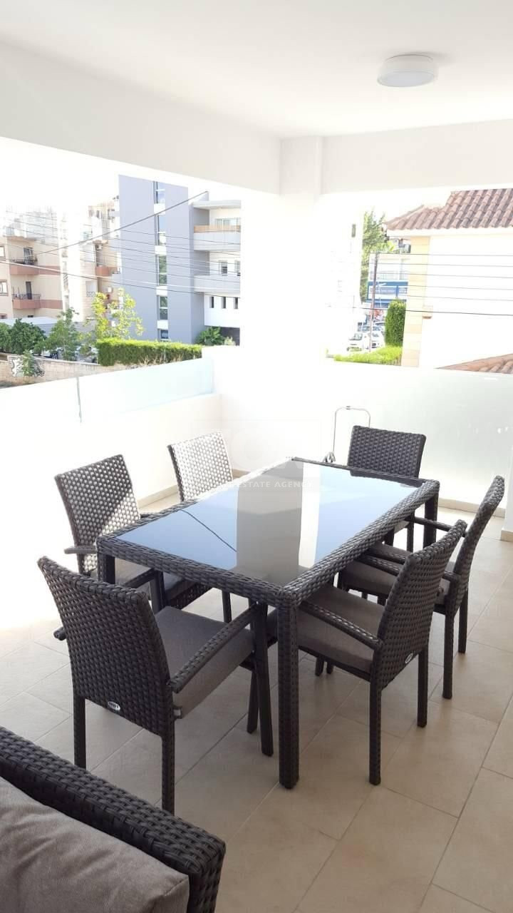 Two bedroom apartment for rent near the seafront, Potamos Germasogeia