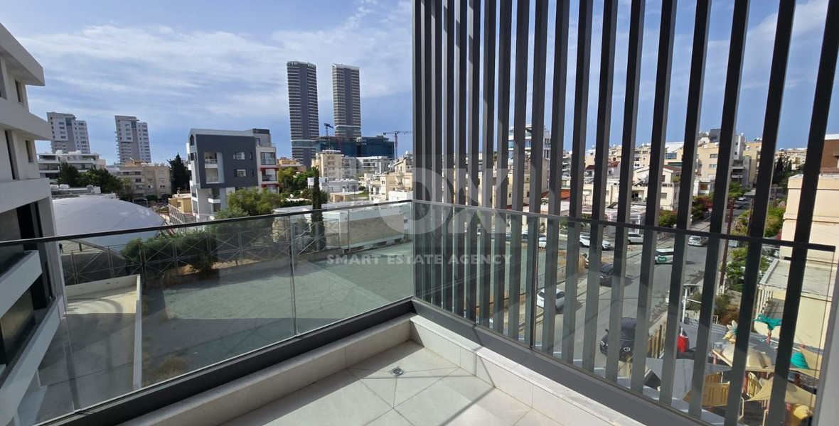 Modern Apartment Building for Sale in Neapoli