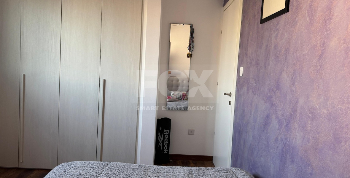 RENT: 3 BEDROOM FURNISHED APARTMENT IN CENTRAL LIMASSOL JUST OFF RIGA FERREOU WALKING DISTANCE TO ALL AMENITIES.