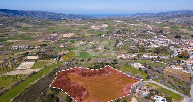 Residential field for sale, in Polemi Community, in Paphos