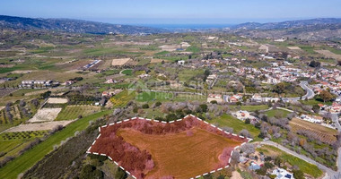 Residential field for sale, in Polemi Community, in Paphos