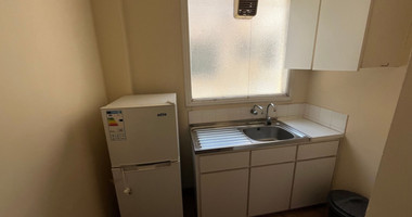 Spacious Office with Sea View for Rent in Agia Triada