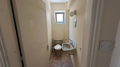 Spacious Office with Sea View for Rent in Agia Triada