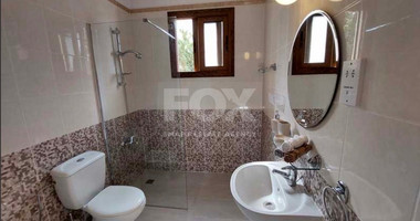 Bright two-Bedroom Apartment with Dual Verandas in Universal, Paphos