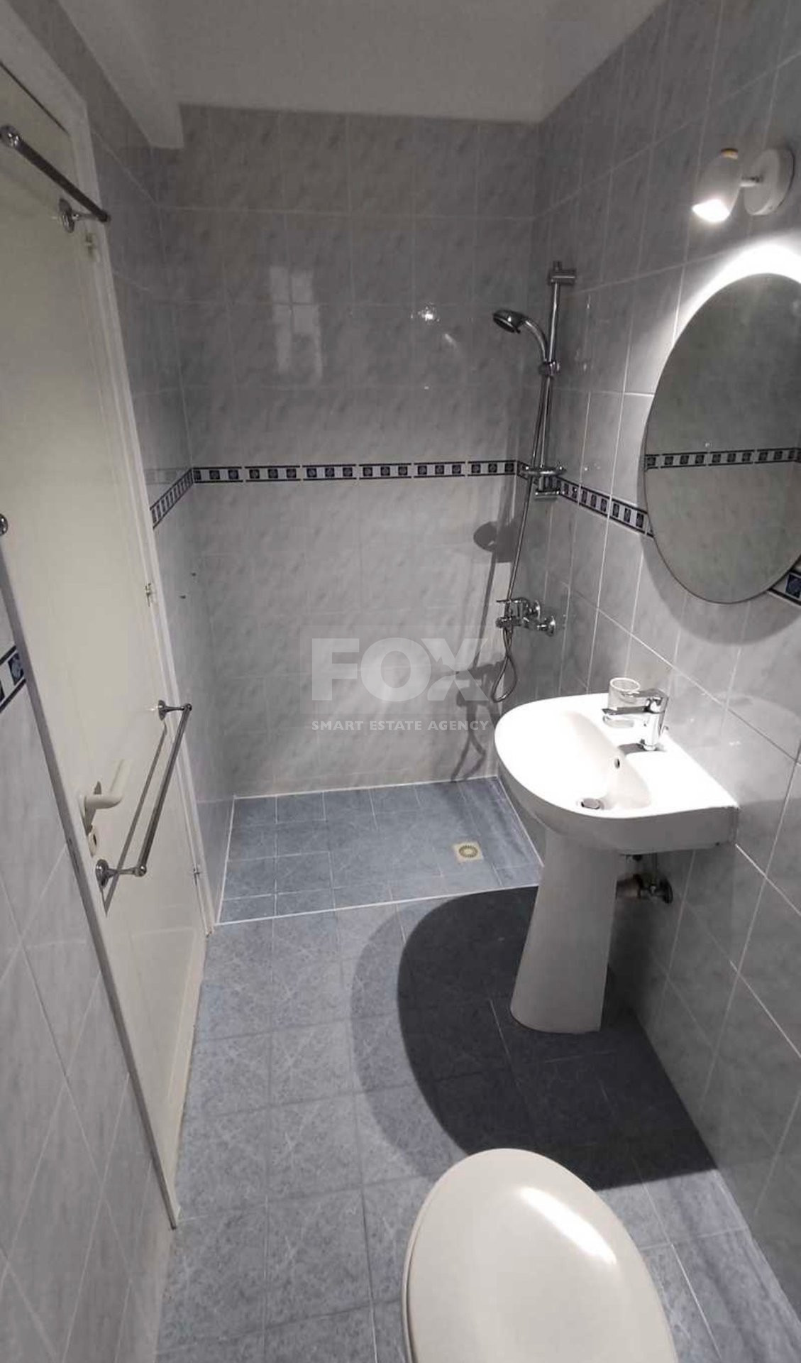 Spacious two-Bedroom Penthouse with Panoramic Terrace in Universal, Paphos