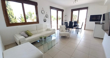 Two -bedroom penthouse apartment in the heart of Universal, Paphos
