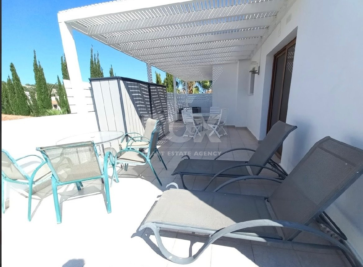 Two -bedroom penthouse apartment in the heart of Universal, Paphos