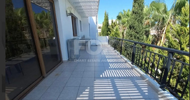 Two -bedroom penthouse apartment in the heart of Universal, Paphos