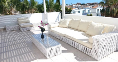 Two -bedroom penthouse apartment in the heart of Universal, Paphos