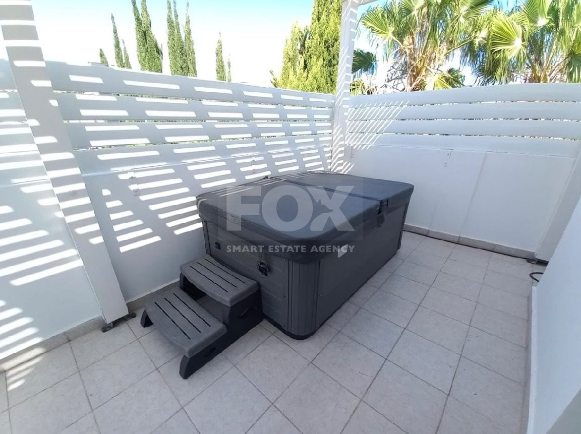 Two -bedroom penthouse apartment in the heart of Universal, Paphos