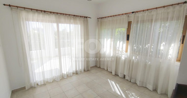 For Rent: Spacious Apartment in Quiet Green Agios Theodoros