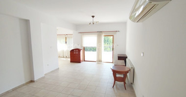 For Rent: Spacious Apartment in Quiet Green Agios Theodoros