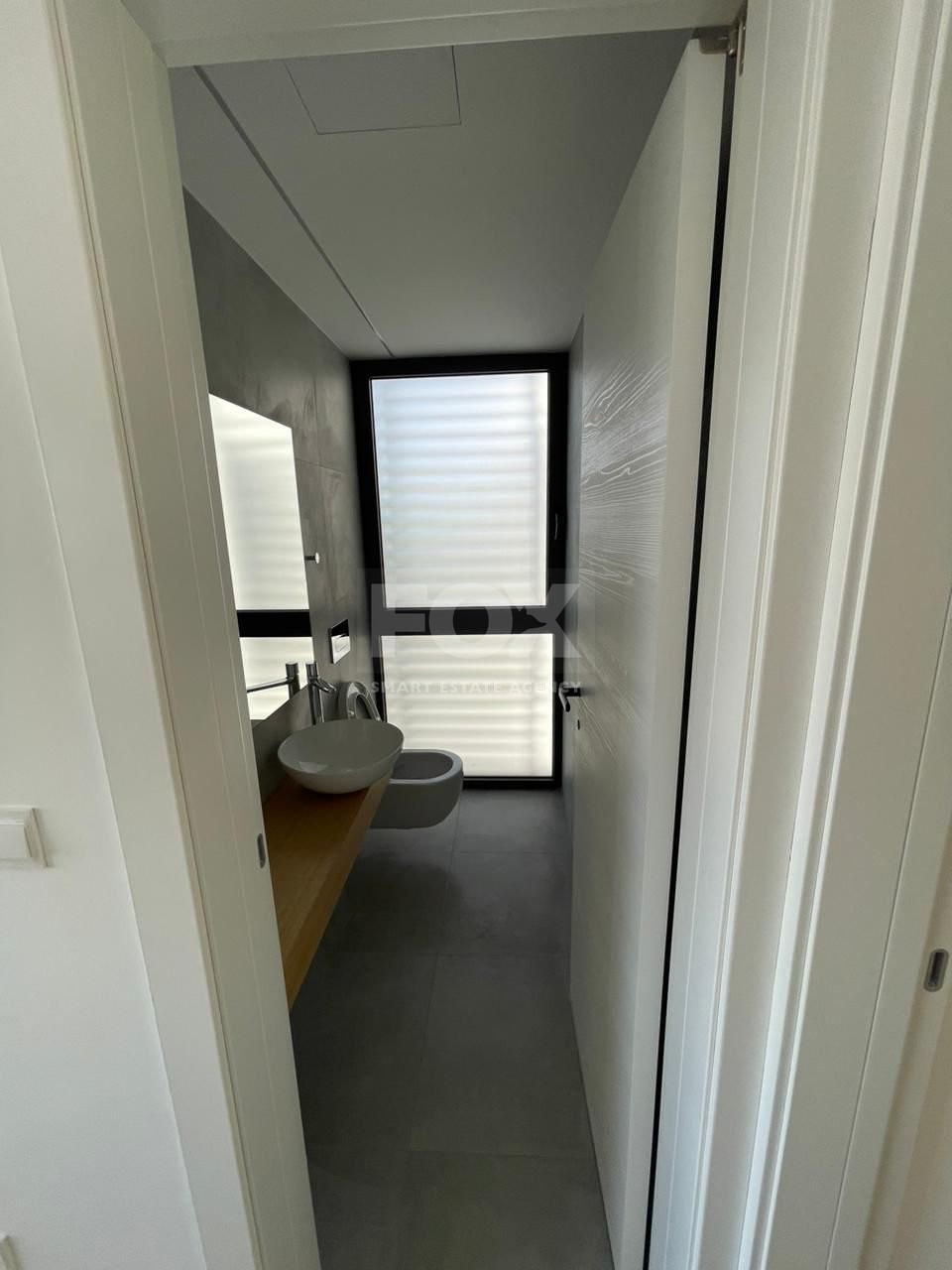Fully Furnished Two Bedroom Apartment for rent in Mesa Geitonia