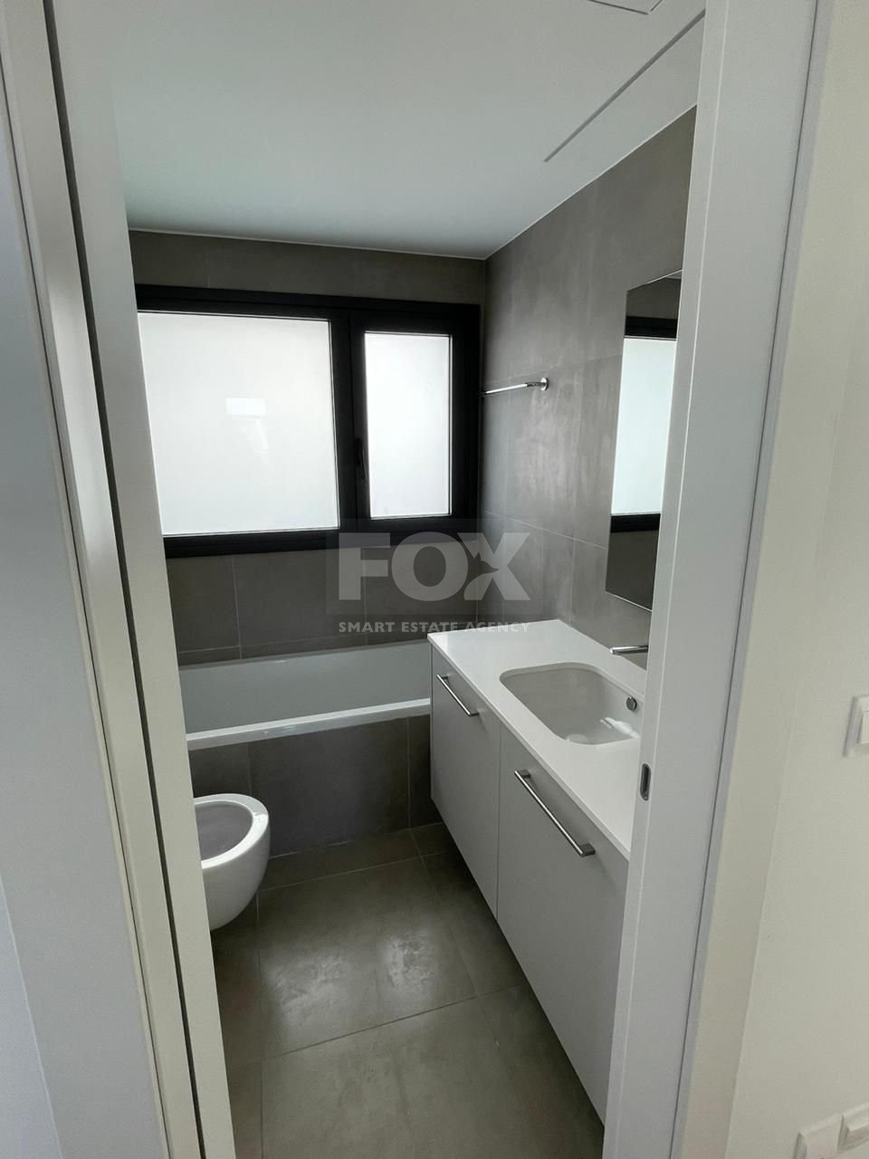 Fully Furnished Two Bedroom Apartment for rent in Mesa Geitonia