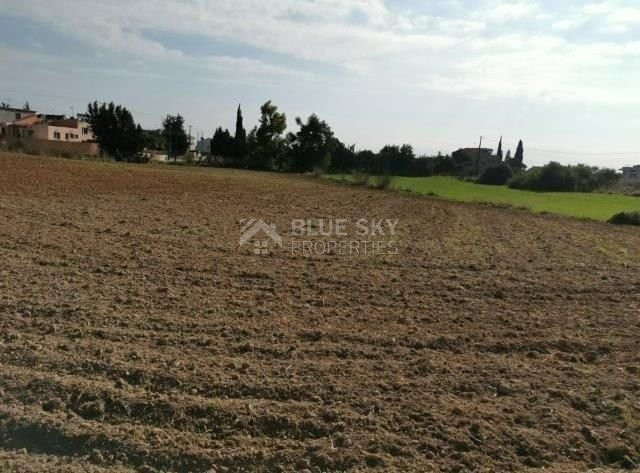 Agricultural land for sale n Agios Tychonas , Limassol
